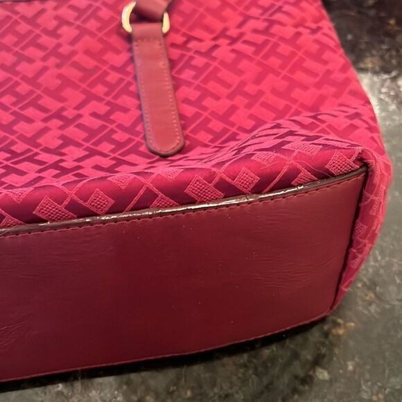 *Tommy Hilfiger* Ruby Red Monogram Shopper Handbag Tote - Picture 14 of 14